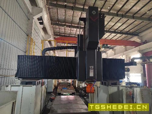海天GLU28×4000龙门加工中心、发那科MF.