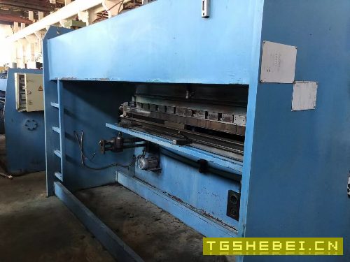 出售WF67K-100T/4000数控折弯机