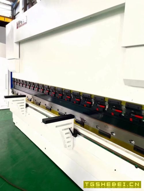 出售良智WF67K-100T/4000数控折弯机