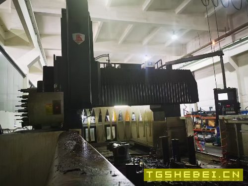 南通鉅盛3022龙门加工中心