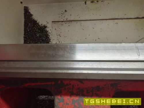 出售:61501000数控车床,广数系统。