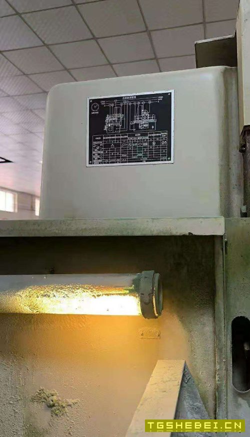 7130程控磨床一台