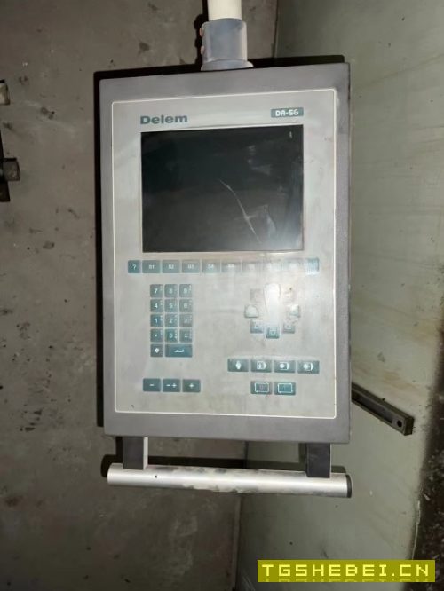 出售WF67K-500T/8000数控折弯机