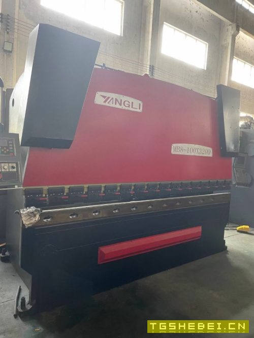 出售扬力WF67K-100T/3200数控折弯机