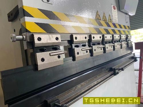 出售电液数控折弯机40T/1500