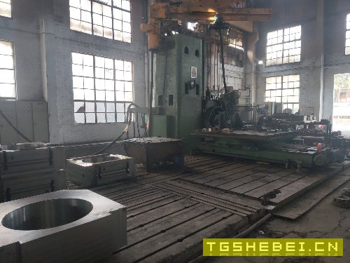 出售俄罗斯200落地镗