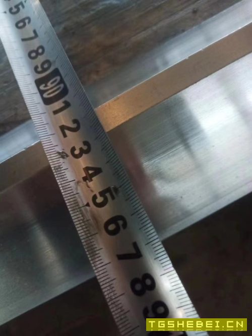 出售精品天水星火CW61160/8米重卧,道轨970