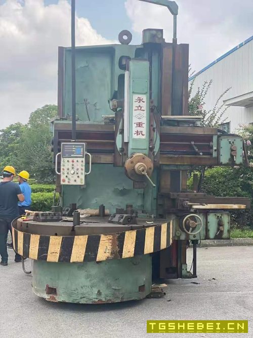出售2.3米单柱立车
