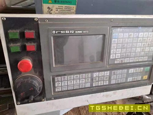 大连61502米,广数980Tdb系统。