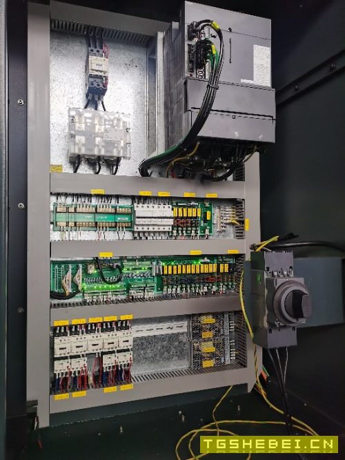 出售2022年立式V855加工中心