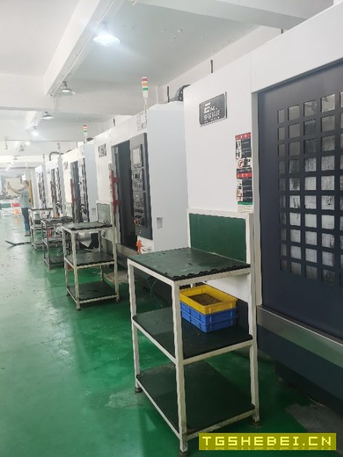 出售2台准新享誉T6(Z轴加高）钻工机/加工中心