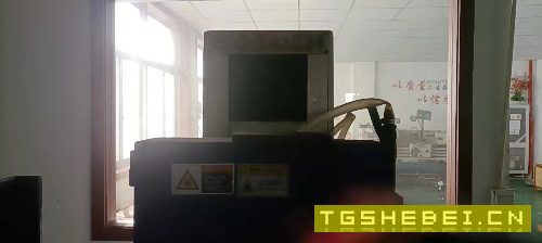 台湾产的6030磨床,磁盘600300mm,可以试车。