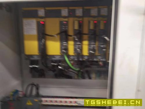纽威110数控镗铣床