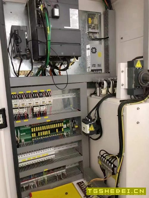 出售:杭州惠勒1000P加工中心,带170四轴,带排.
