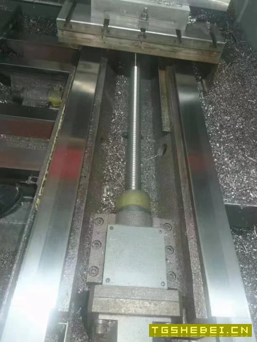 其锐达1270加工中心一台