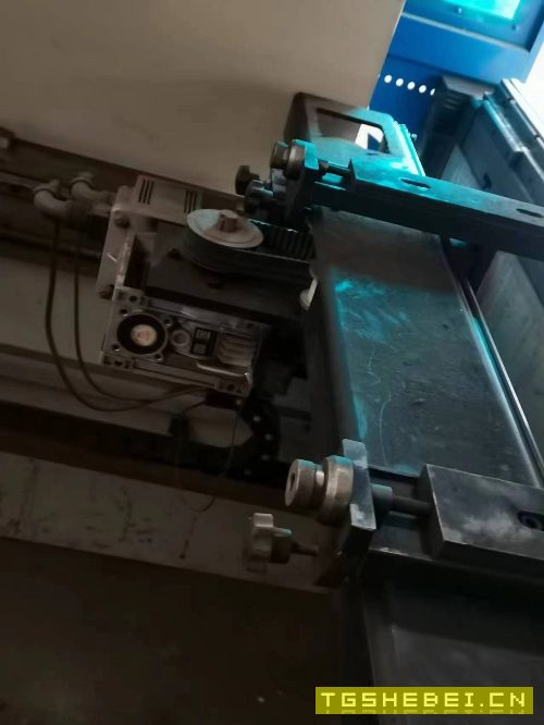 出售：170吨中铁数控折弯机，模具齐全