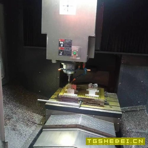 2021年上仕精机860龙门架构,三轴重型滚柱线轨加.