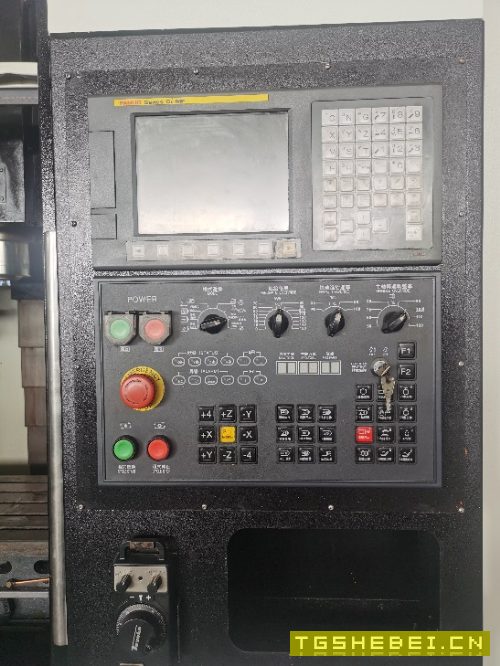2019年乔阳850三轴硬轨加工中心，带24把刀库，发.