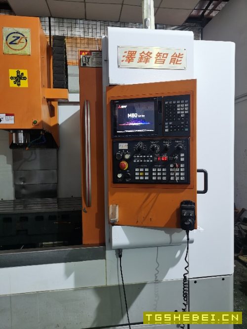 出售9.9成新泽锋1060三轴硬轨模具加工中心