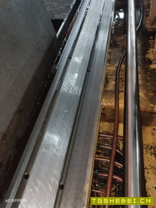 出售上海13503000外圆磨床,导轨满花纹,质量很.