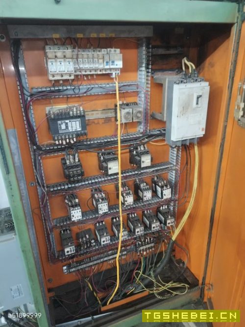 出售上海13503000外圆磨床,导轨满花纹,质量很.