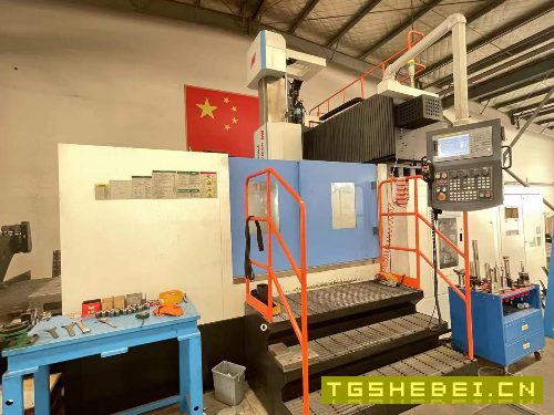出售:2020年纽威2040龙门加工中心,方滑枕