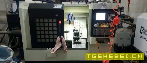 在位出售两台排刀机