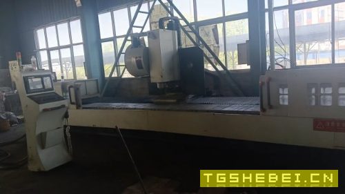 出售韩奥17年4500型材加工中心