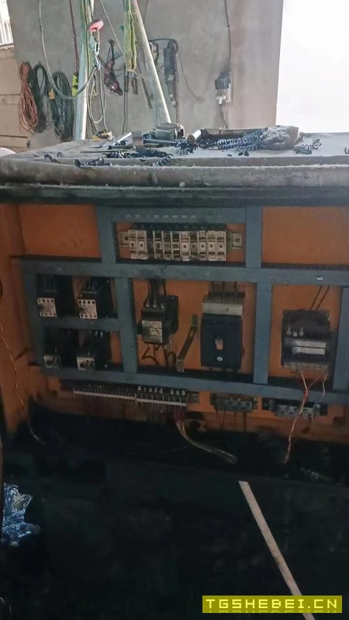 安阳6163乘1500车床