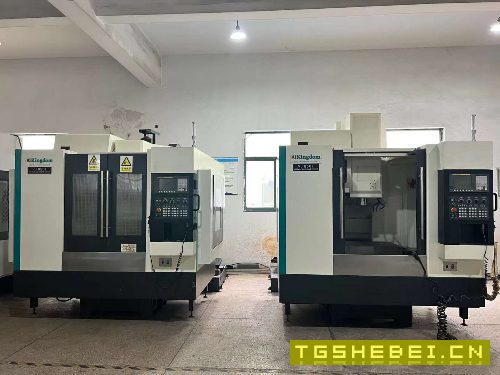 出售:两台2019年台湾铁王850加工中心