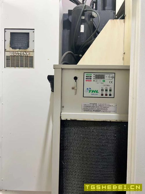 出售:两台2019年台湾铁王850加工中心