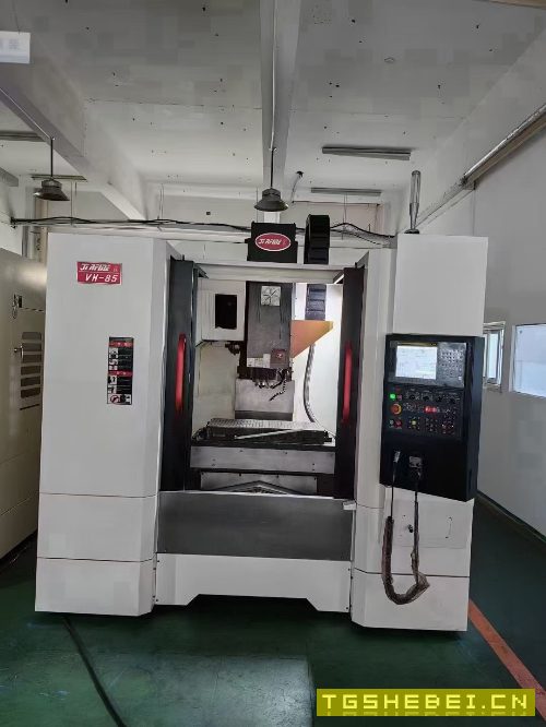 准新乔峰VH-85重型CNC[强]