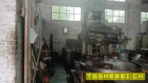 武重2米滚齿机