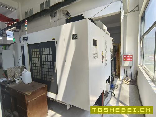 新定两台友佳NBP1100A.FANUC0iMF系统，一台BT40主轴，.