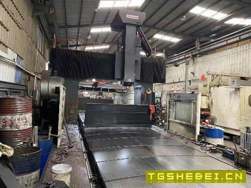 德扬5032龙门加工中心
