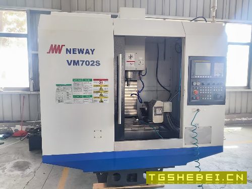 同款两台2019年纽威702s加工中心，发那科mf系统，三线.