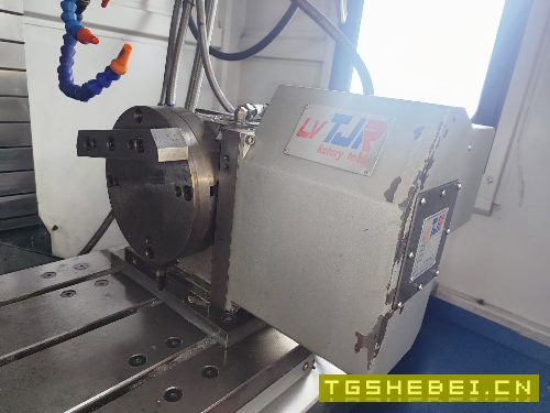 同款两台2019年纽威702s加工中心，发那科mf系统，三线.