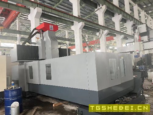 21年12月份出厂。原上海斌盛3019，工作台1.6米3米，门.