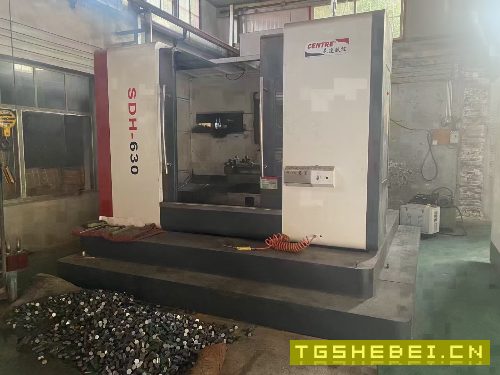 2020年福建森达630卧加,发那科系统,BT50主轴,30把.