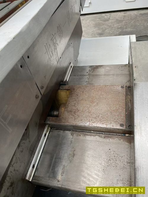 刚刚到仓库:两台基本未用的北京一机714控数铣,.