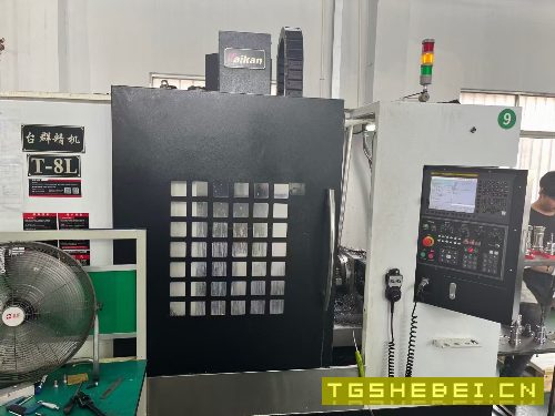 工厂在位出售台群850两线一硬加工中心一台,价格合适.