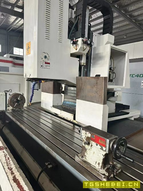 新到2016年雷德数控2500型材机一台,工作台2500&#.