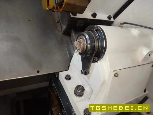 2017年日本泷泽2100L3数控斜轨车床,8寸亿川卡盘,8工.