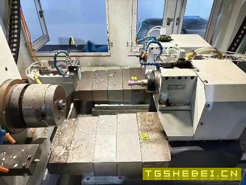 台湾主新德SUPERTECGM45CNC内外圆磨床::新机120万买.