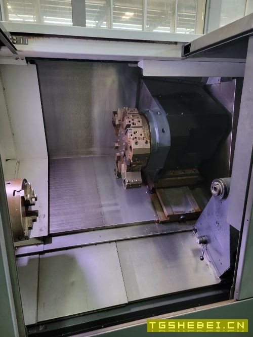2014年韩国原装斗山PUMA2100L,10寸卡盘,12工位刀塔.