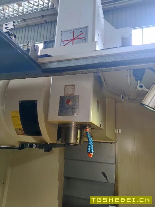2014年台湾东台CMV-720A加工中心,发那科MD系统,三轴.