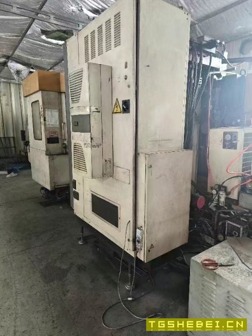 出售牧野630双工位卧加,BT50刀柄,66把刀库,硬轨,.