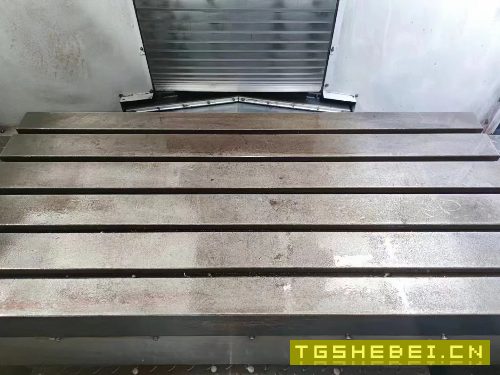 低价出售汉川715一台、法兰克MF系统一台，BT50主轴、.