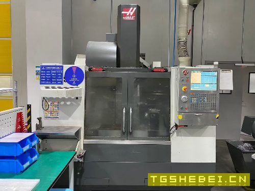 哈斯2SS，带四轴