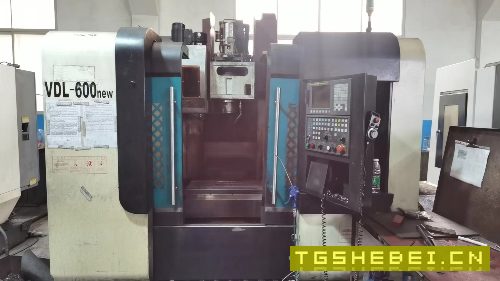 出售2015年大连机床集团VDL600A立式加工中心,线轨